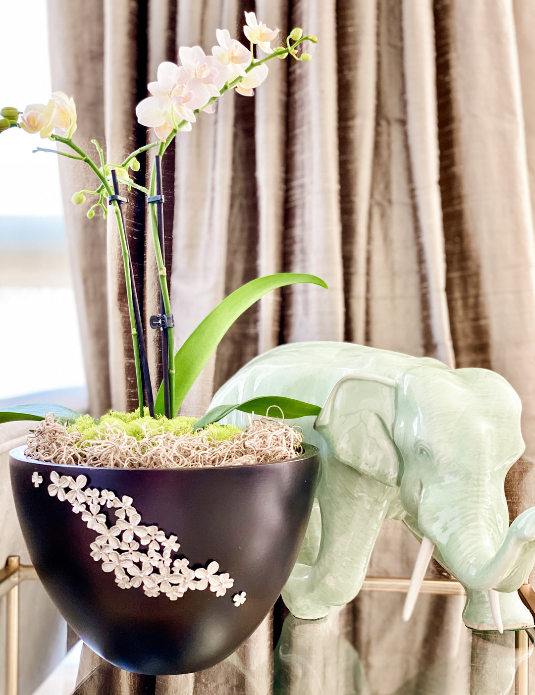 Jaifah Malee Mango Wood Bowl with Pewter Floral Accent– My Trove Box